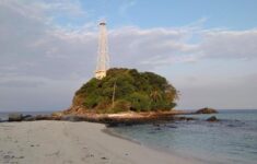 042612300 1544585874 Natuna