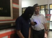 Diancam Dibunuh, Wanita Penumpang Taksi Online ‘Digesek-gesek’ dan ‘Celupin’ Pakai ‘Tongsis Lunak’ di Kemaluannya, Bilang Hamil Dua Bulan, Si Driver Batalkan Niat Mesumnya