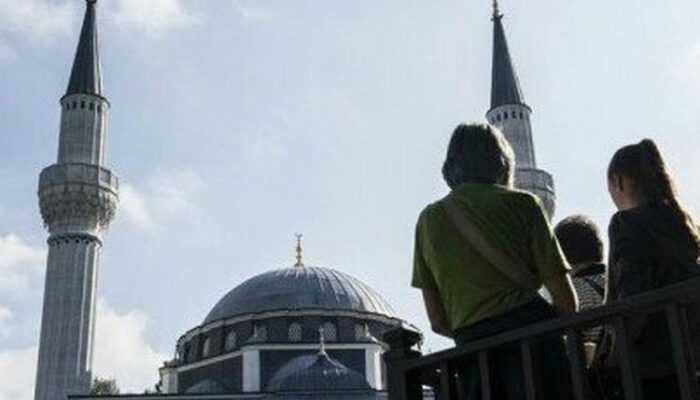 Masjid Cologne Menjadi Masjid Terbesar di Jerman