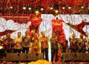 Gubernur Kepri Ansar Ahmad Ikut Meriahkan Hari Raya Tahun Baru Imlek 2574 Kongzili – 2023 di Kota Batam