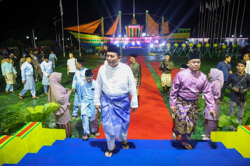 Gubernur Kepri saat membuka STQH ke X Kabupaten Lingga