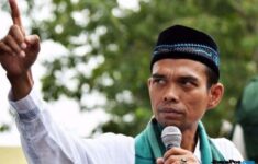 670 446 tabligh akbar di monas uas sandingkan nabi musa dengan habib rizieq m