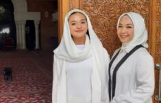 84233 duo dita dan ovi ferry noviandisuaracom