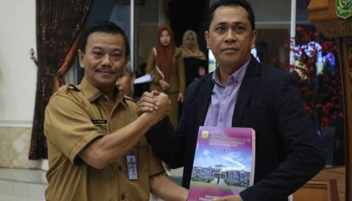 DPRD dan PJ Walikota Tanjungpinang Sepakati 11 Ranperda pada Propemperda 2018