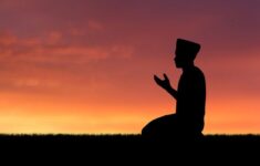 Adab Berdoa Belajar dari Cara Nabi Yunus