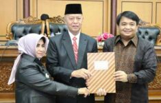 DPRD Tanjungpinang Gelar Rapat Paripurna Pengesahan Ranperda RPJMD 2018 2023 Menjadi Perda