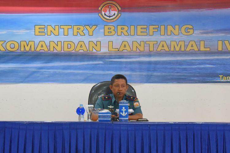 Danlantamal IV Laksamana Pertama TNI Arsyad Abdullah