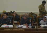 Dihadapan DPRD Tanjungpinang, Bawaslu Katakan Telah Tertibkan APK Tak Sesuai Aturan