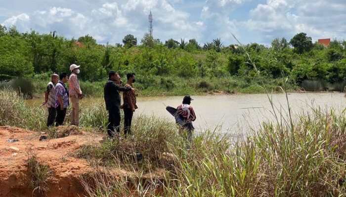 Sering Muncul Buaya, Lurah Air Raja Imbau Masyarakat Tak Beraktivitas di Area Rawa Taman Batu 10