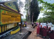 Siswa-Siswi SDN 012 Tanjungpinang Timur di kenalkan dengan Sejarah dan Budaya Lokal, Seperti Makam Daeng Celak