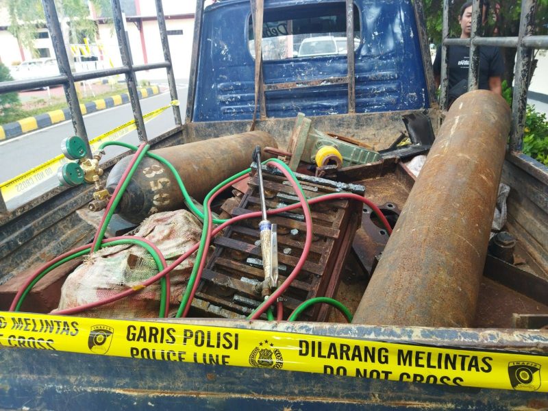 Barang bukti yang di curi oleh Pelaku menggunakan Pick up Kijang