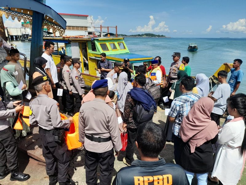 Situasi Arus Balik Lebaran 2023 di Pelabuhan Dermaga Penyengat Tanjungpinang