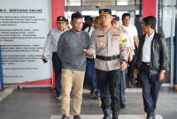 Kapolresta Tanjungpinang Kombes Pol Heribertus Ompusunggu saat berada di Pelabuhan Sri Bintan Pura Tanjungpinang