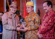 Gubernur Kepri Ansar Ahmad Terima Tiga Penghargaan Sekaligus Dari Menparekraf