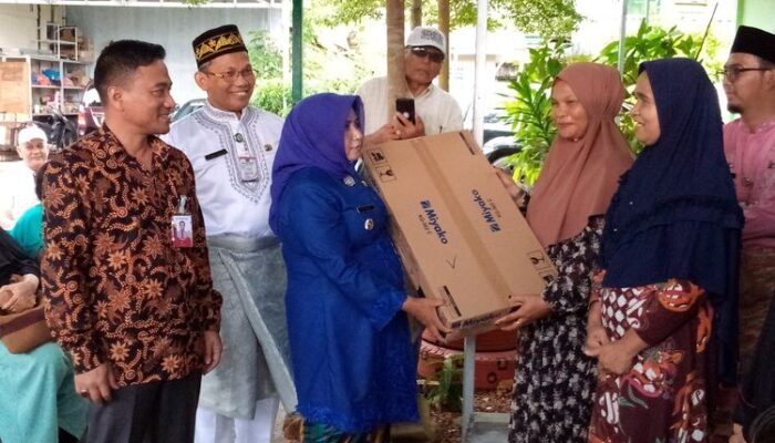 Bantuan CSR Kembali Diserahkan ke Usaha UMKM di Tanjungpinang