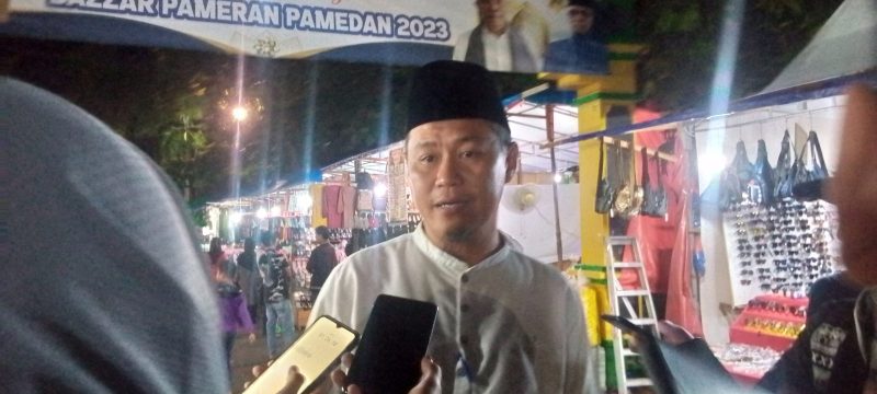 Sekda Kota Tanjungpinang Zulhidayat saat menghadiri pembukaan Bazar Ramadhan beberapa waktu lalu