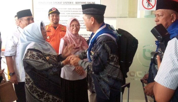 Rahma Melepas Keberangkatan 214 Calon Jamaah Haji Tanjungpinang