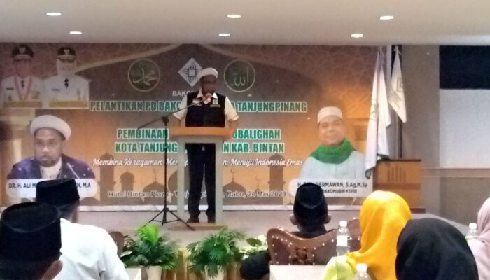 Pelantikan BAKOMUBIN Kota Tanjungpinang, Ali Mochtar Ngabalin: Masjid Tidak Boleh Tempat Provokasi Orang