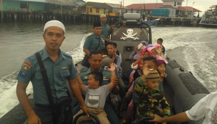 Pangkalan TNI AL Ranai Buka Puasa Bersama Anak Yatim Piatu