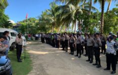 Pengamanan Kunker Menkopolhukam Polres Anambas bersama TNI Dishub Satpol PP dan Dinkes Giat Apel Kesiapan