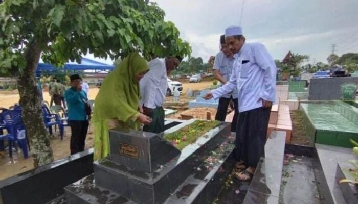 PCNU Kota Batam Bersama Seluruh Banom Menggelar Ziarah Kubur Jelang Bulan Ramadhan