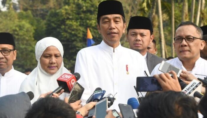 Presiden Jokowi Sholat Idul Adha di Kebun Raya Bogor, Sekaligus Serahkan Hewan Kurban