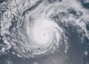 Gelombang Tinggi, Dampak Siklon Tropis Darian