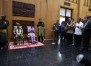 Gubernur Kepri Ansar Sambut Panglima TNI di Bandara RHF