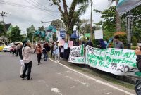 aksi unjuk rasa HMI Tanjungpinang-Bintan di Lapangan Pamedan Jln Ahmad Yani Kota Tanjungpinang