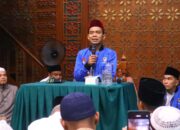 Kebersamaan Ustadz Abdul Somad  dan Pemuda Bintan Dalam Subuh Akbar di Masjid Baitul Makmur