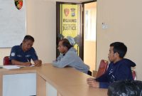 Pihak Polres BIntan melakukan pendataan kepada korban PMI Non Prosedural