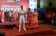 gallery persija luncurkan jersey dan skuat min