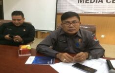 hati hati asal like status di medsos bisa kena sanksi m 116380
