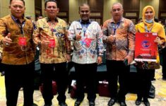 kemenkumham beri penghargaan ke gubernur kepri