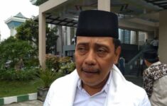 ketua nu jatim hasan mutawakkil alallah di masjid al akbar surabaya min
