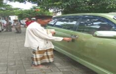 pengemis kaya