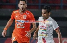 persija8