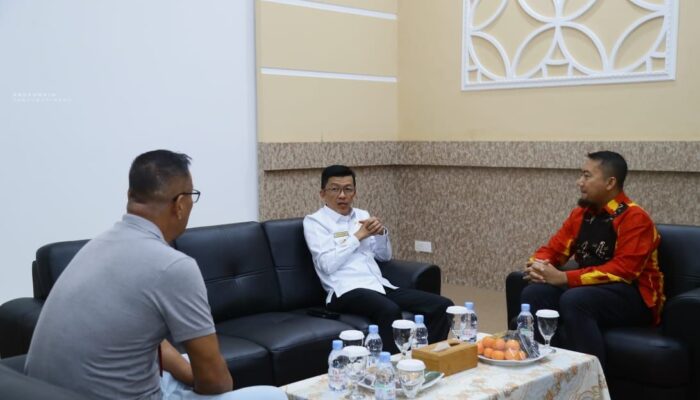Berkunjung Ke Kantor PLN Tanjungpinang, Hasan Berharap Pasokan Listrik Jadi Prioritas Pada Pemilu Mendatang