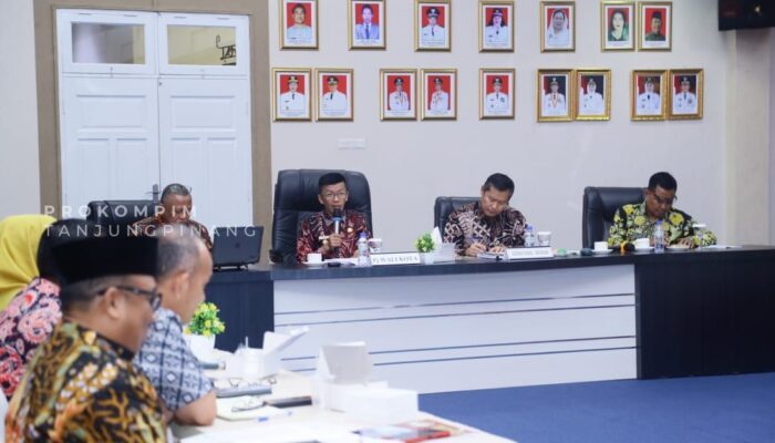 Hasan Bersama OPD Gelar Rakor Periode Oktober Membahas RPJPD Hingga HUT Otonom Kota Tanjungpinang Ke 22