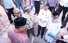 walikota bantu 50 sak semen