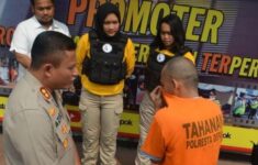 wanita pemerkosa dan kapolres depok angga
