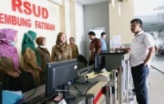 wawako meninjau RSUD