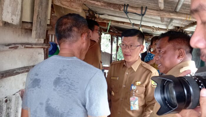 Bersama Dinas Terkait, Hasan Tinjau Kondisi Pelantar Serta RTLH Wilayah Senggarang