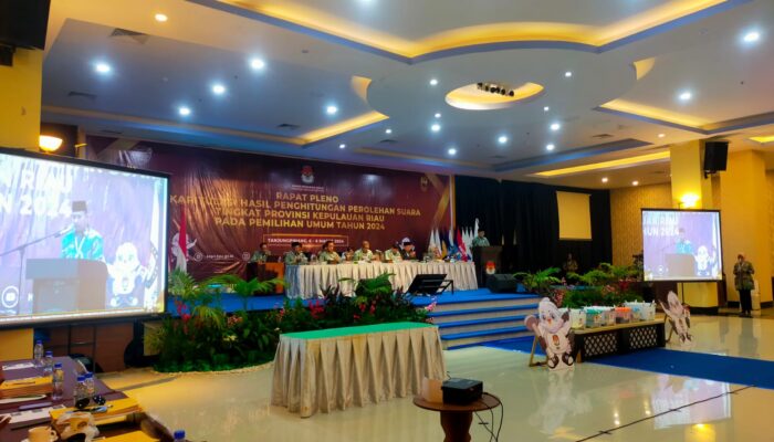 KPU Provinsi Kepri Gelar Rapat Pleno Rekapitulasi Penghitungan Suara