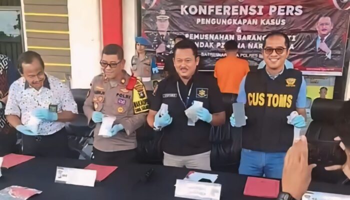Musnahkan 1Kg Sabu Tujuan Jakarta, Satresnarkoba Polres Bintan Tetapkan Dua Orang DPO