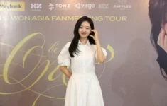 078441400 1725419286 kim ji won 4