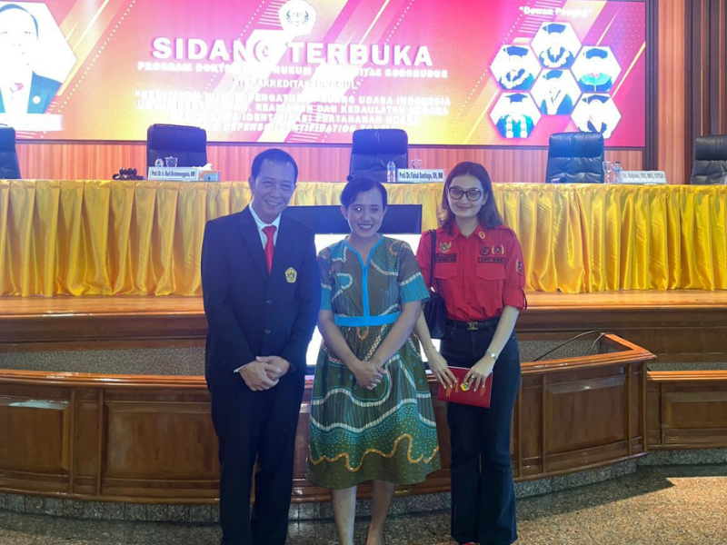 Laura Abbas Jackson Wakili WHN Hadiri Sidang Terbuka di Universitas Borobudur Jakarta