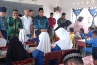Bupati Bintan bersama FKPD dan Owner PT BAI meninjau langsung peluncuran program Makan Bergizi Gratis, Kamis (17/4/2025) foto: Indrapriyadi 