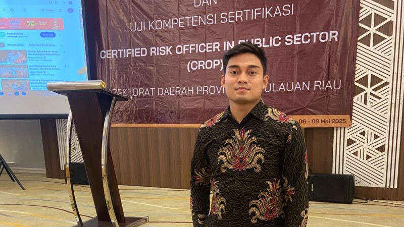 Rahmad Berlian S.Tr.Ip mahasiswa pascasarjana Magister ilmu Pemerintahan Umrah 