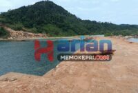 Jeti Ilegal di Pantai Padang Melang, Sabtu (14/6/2025) foto: Wan Yudi
